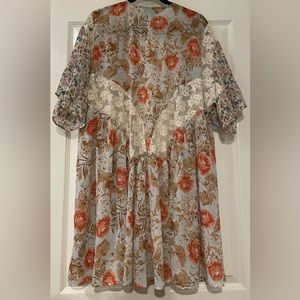 She’s giving Stevie Nicks